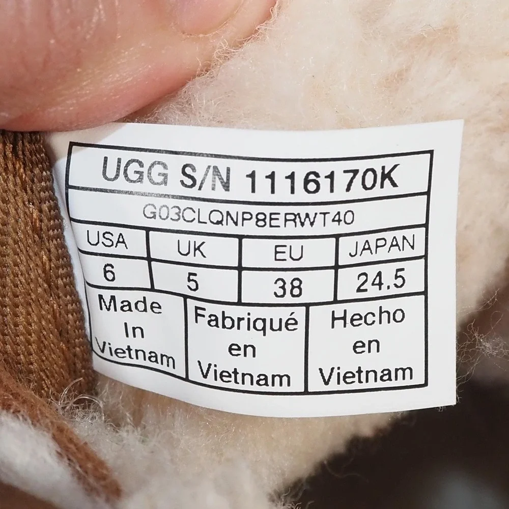 UGG Neumel II Graphic Stitch Chukka‎ Boots Youth 6 Women 7 Brown 1116170